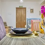 Stunning By Beyond Air, Sliema-center! Near Pool! Sliema
