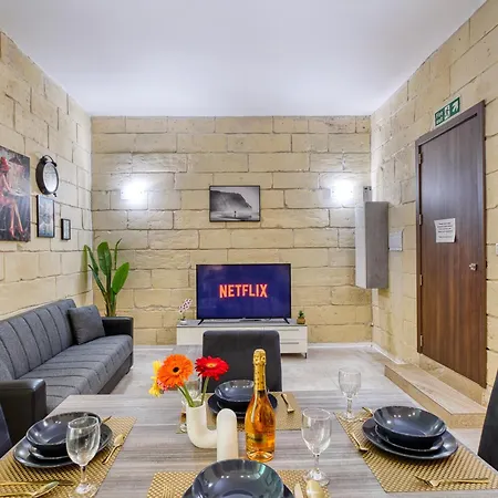 Lejlighed Stunning By Beyond Air, Sliema-center! Near Pool! Sliema