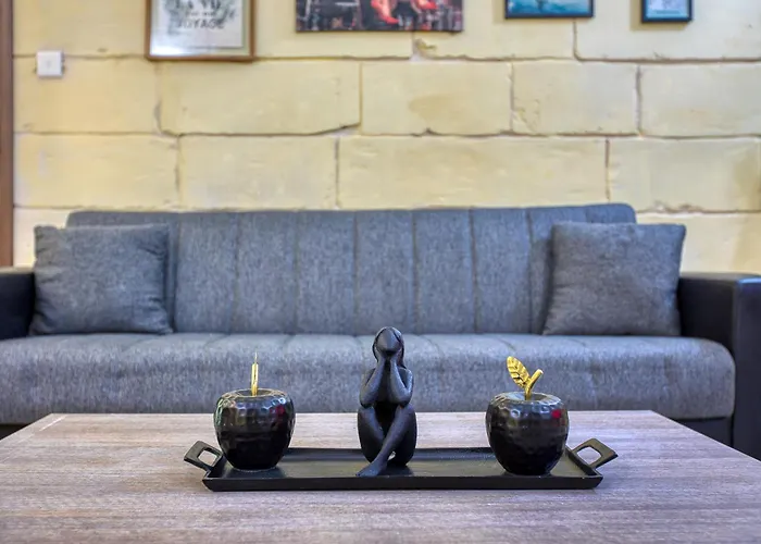 Stunning By Beyond Air, Sliema-center! Near Pool! *