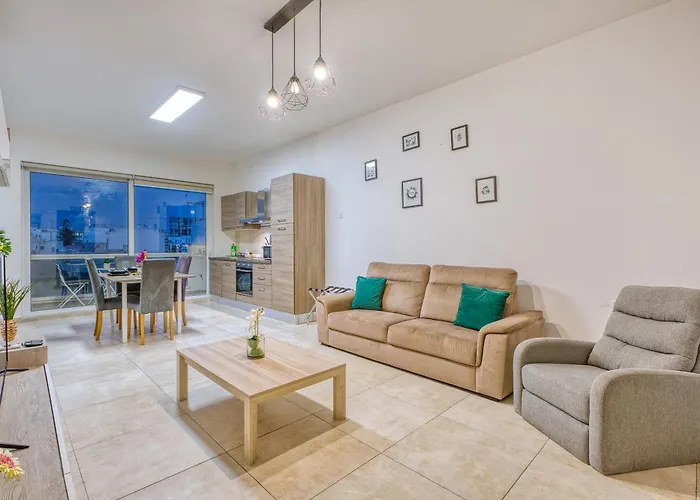 Stunning By Beyond Air, Sliema-center! Near Pool! Apartman *