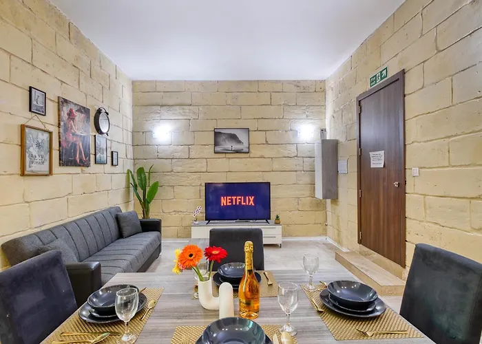 Apartman Stunning By Beyond Air, Sliema-center! Near Pool! Sliema