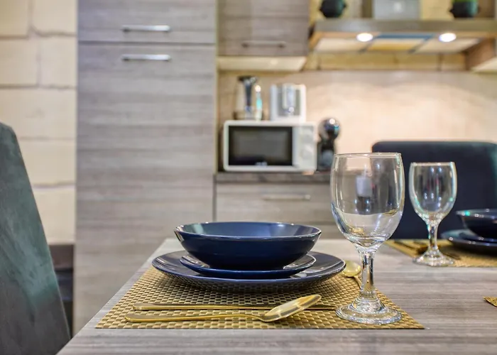 Stunning By Beyond Air, Sliema-center! Near Pool!