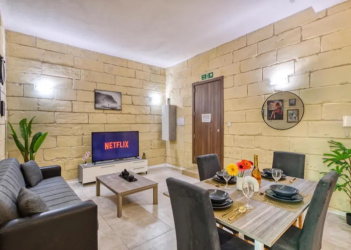 Appartamento Stunning By Beyond Air, Sliema-center! Near Pool! *