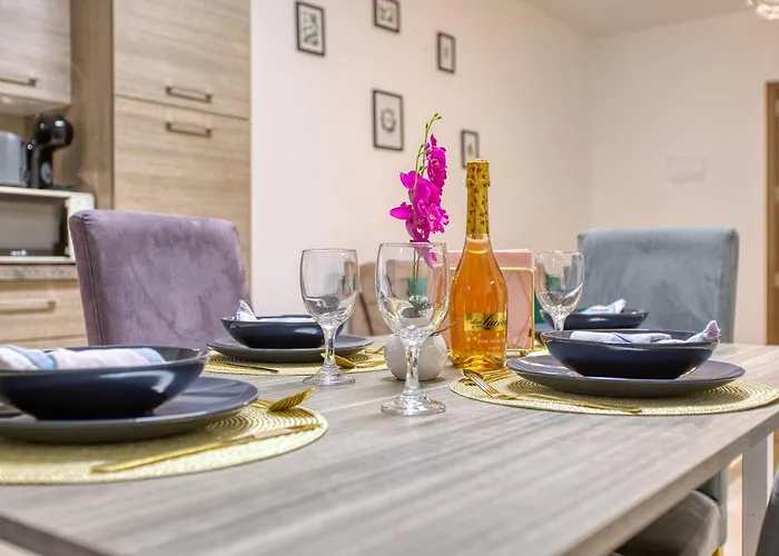 Apartman Stunning By Beyond Air, Sliema-center! Near Pool! *