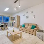 Stunning By Beyond Air, Sliema-center! Near Pool! Appartamento *