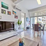 Stunning By Beyond Air, Sliema-center! Near Pool! Sliema