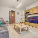 Stunning By Beyond Air, Sliema-center! Near Pool! * Sliema