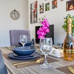 Stunning By Beyond Air, Sliema-center! Near Pool! Appartamento