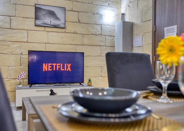 Stunning By Beyond Air, Sliema-center! Near Pool! Appartement Sliema